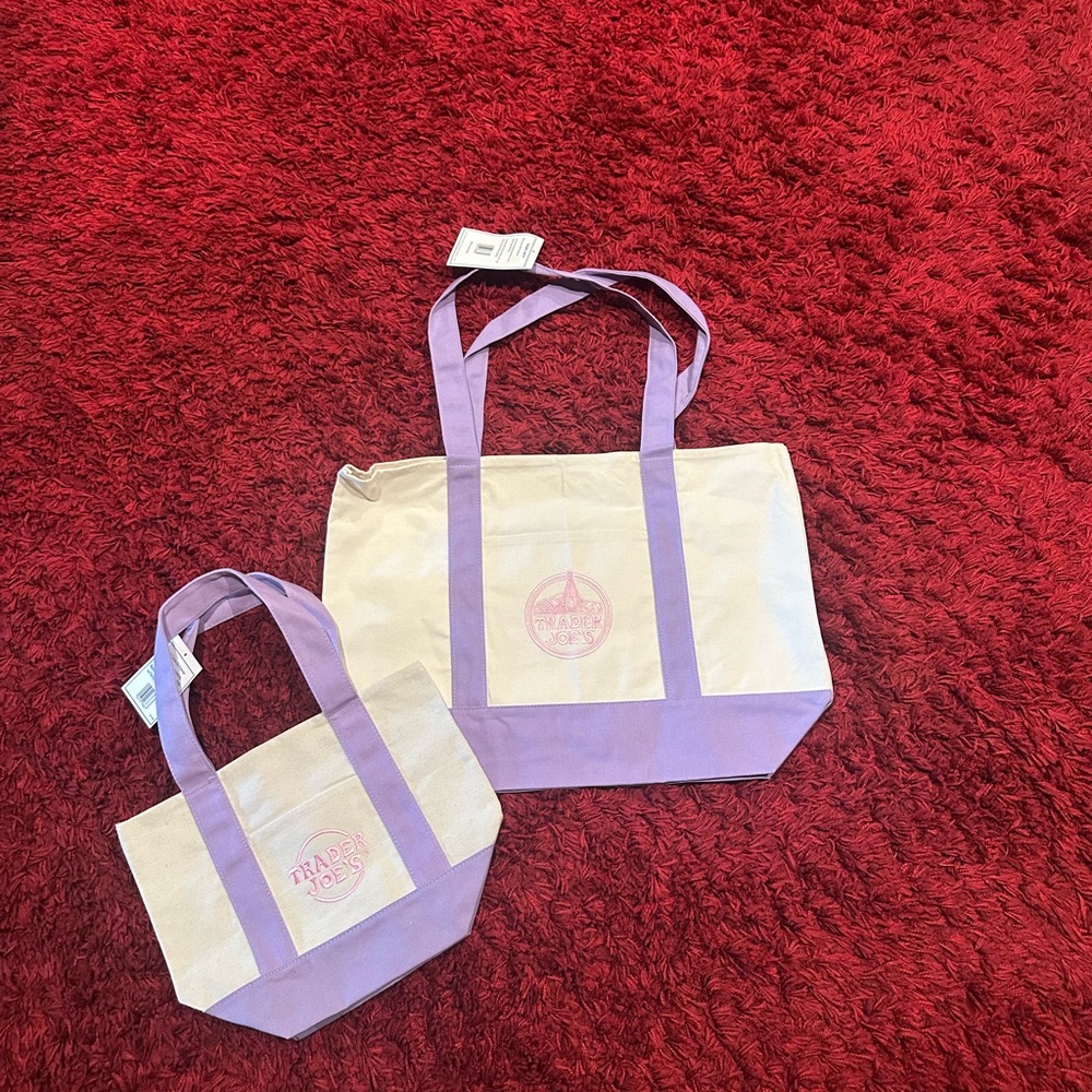 Trader Joe’s Large and small Lavender and Cream Canvas Tote Bag Set